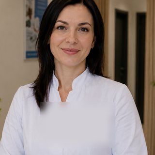Марія І.